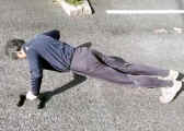pushup.jpg (168550 �o�C�g)